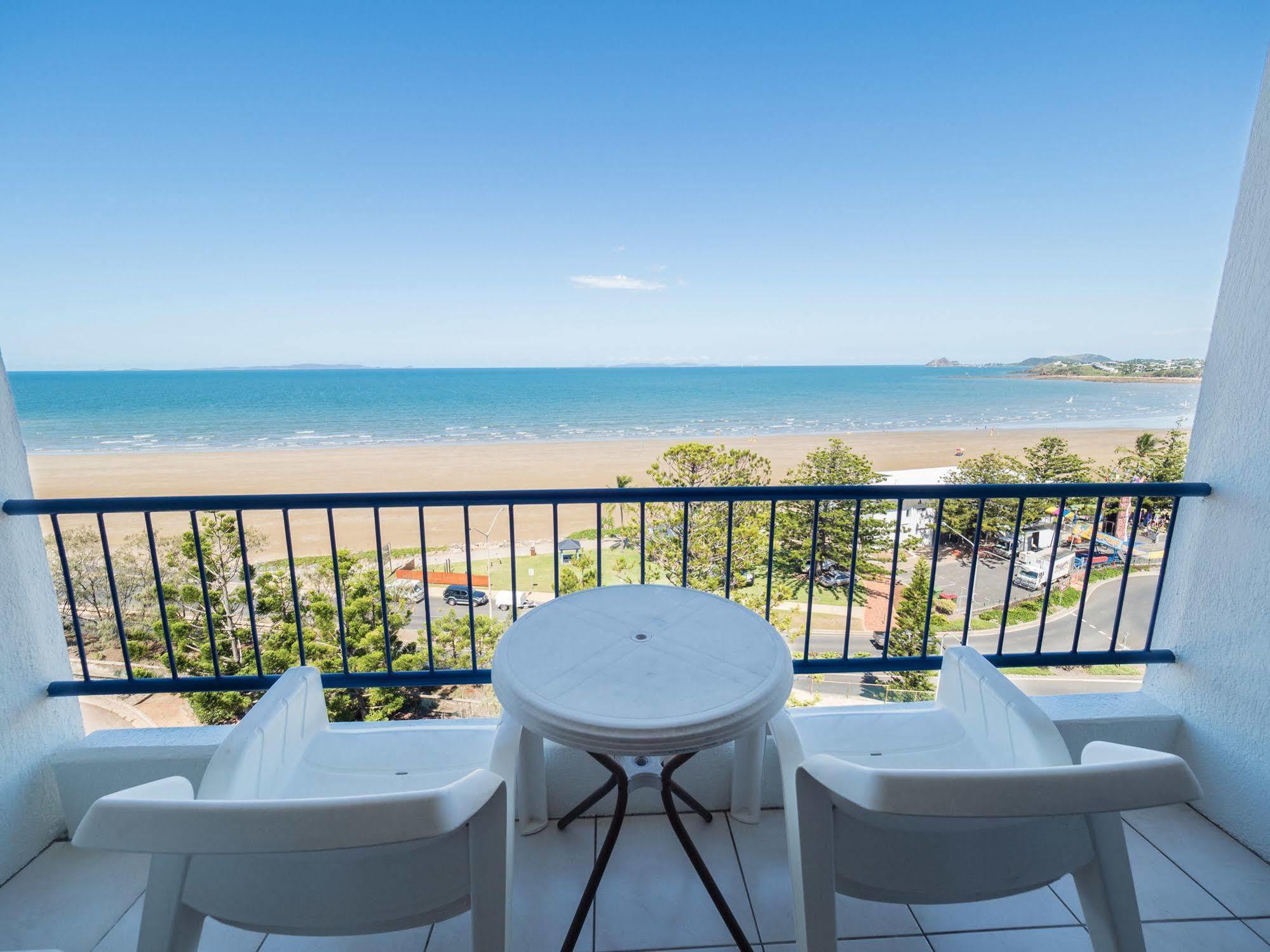 Hotel Bayview Tower à Yeppoon Extérieur photo