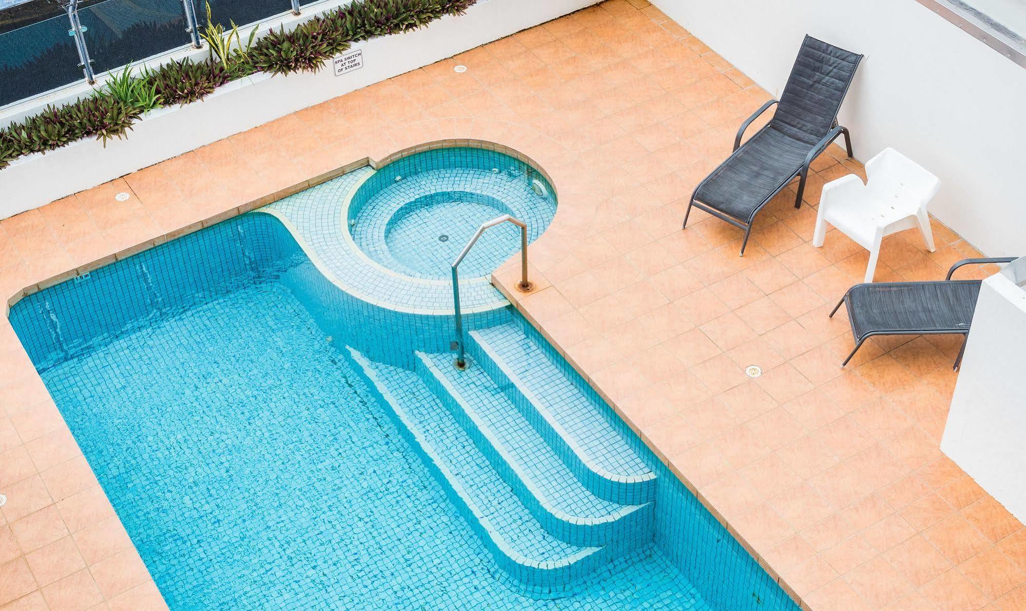 Hotel Bayview Tower à Yeppoon Extérieur photo